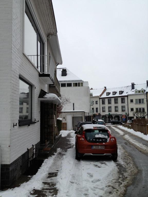 Guesthouse Au Coin De La Rue Malmedy Zewnętrze zdjęcie