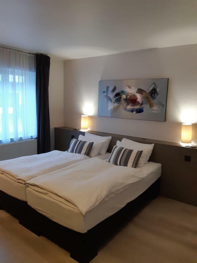 Guesthouse Au Coin De La Rue Malmedy Zewnętrze zdjęcie